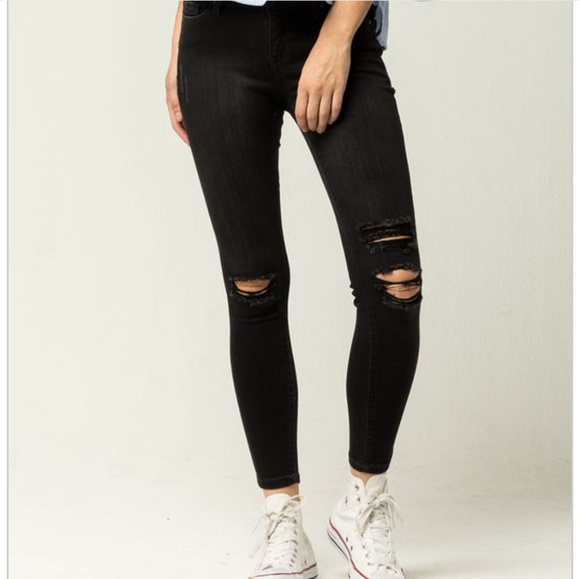 Ivy & Main Denim - Black Skinny Jeans